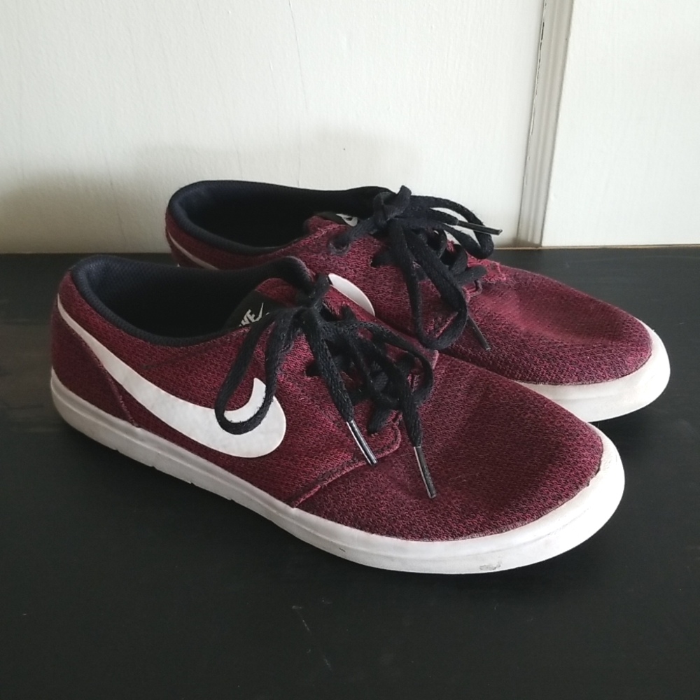 Nike SB Portmore Ultralight sneakers, youth size 6 fit like 5 1/2